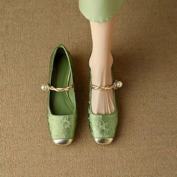 Federica – Scarpe classiche con cinturini dal look elegante